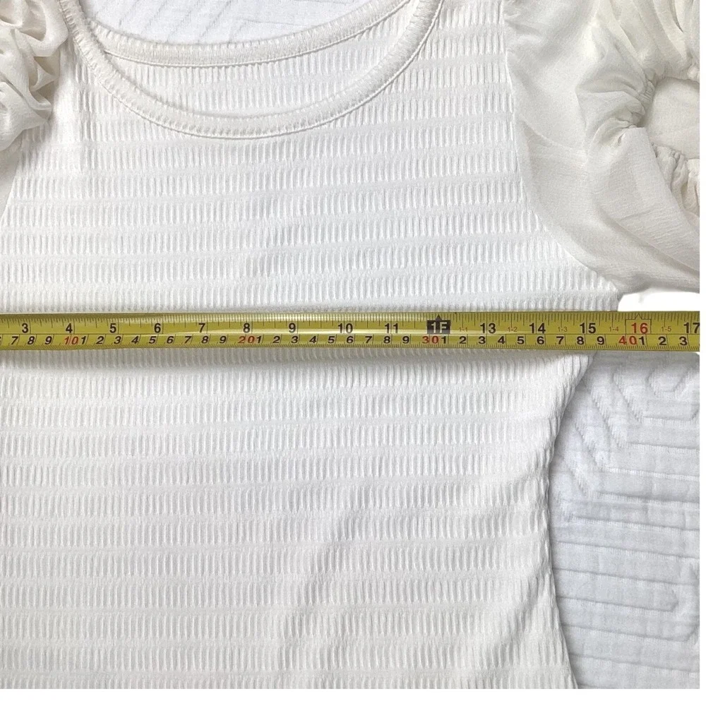 Anthropologie White Textured Knit Sheer Balloon Sleeve Blouse‎ Small